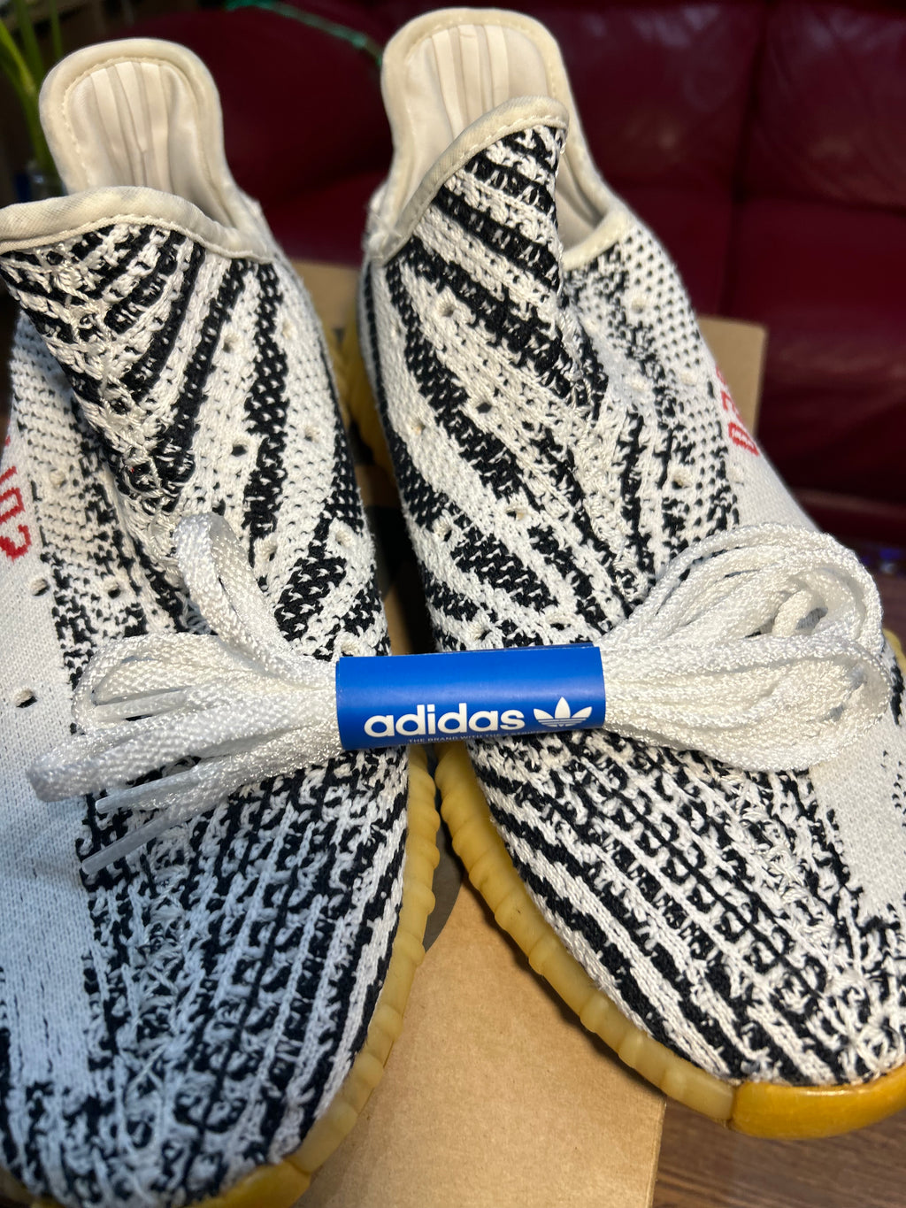 Yeezy Boost 350 v2 Zebra