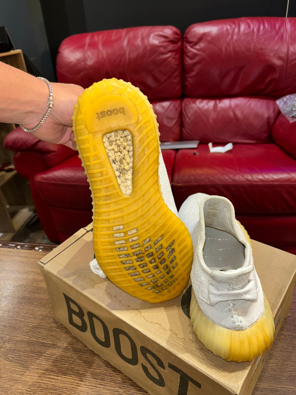 Yeezy Boost 350 v2 Cwhite