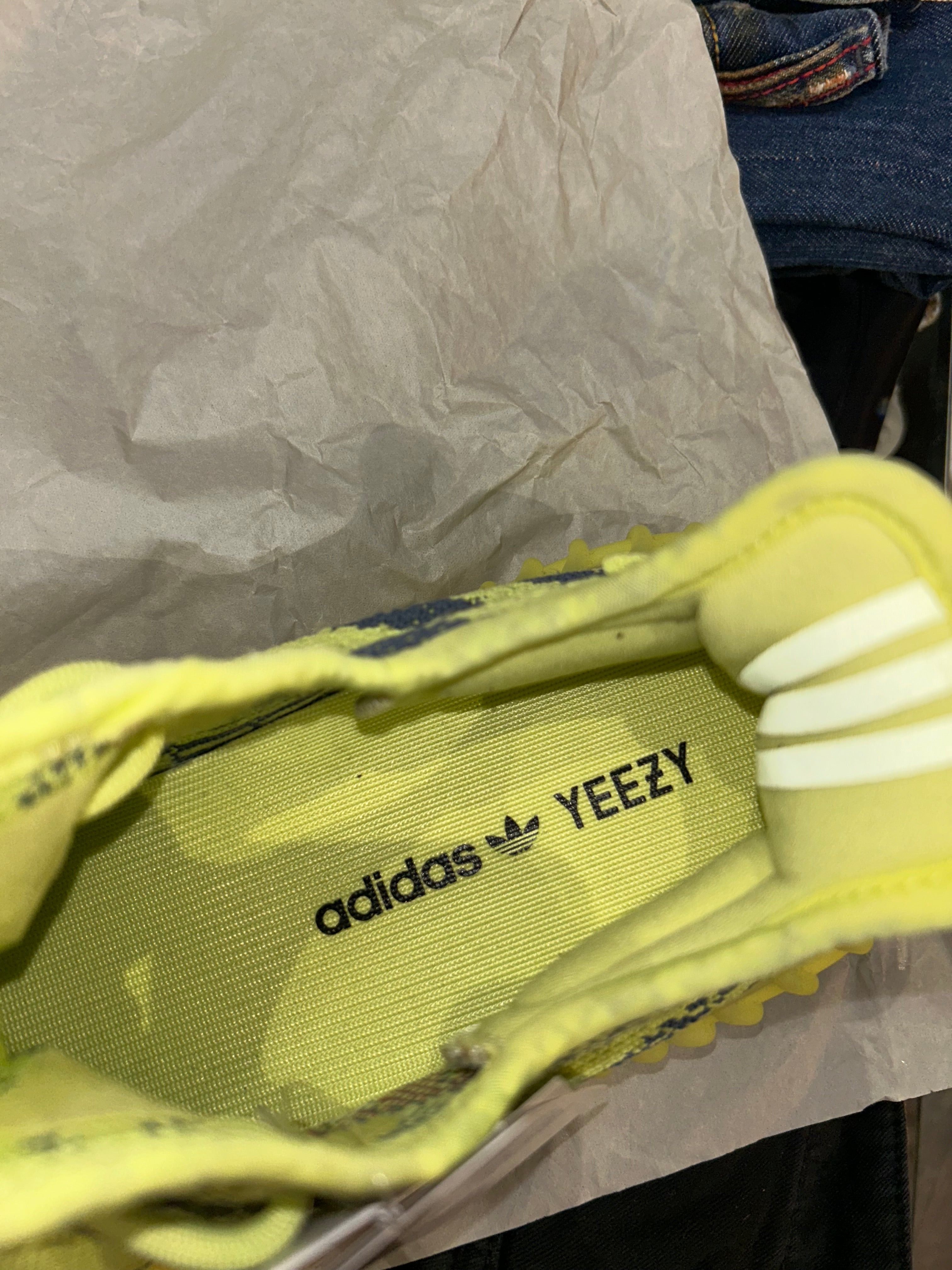 Yeezy 350 V2 Semi Frozen Yellow