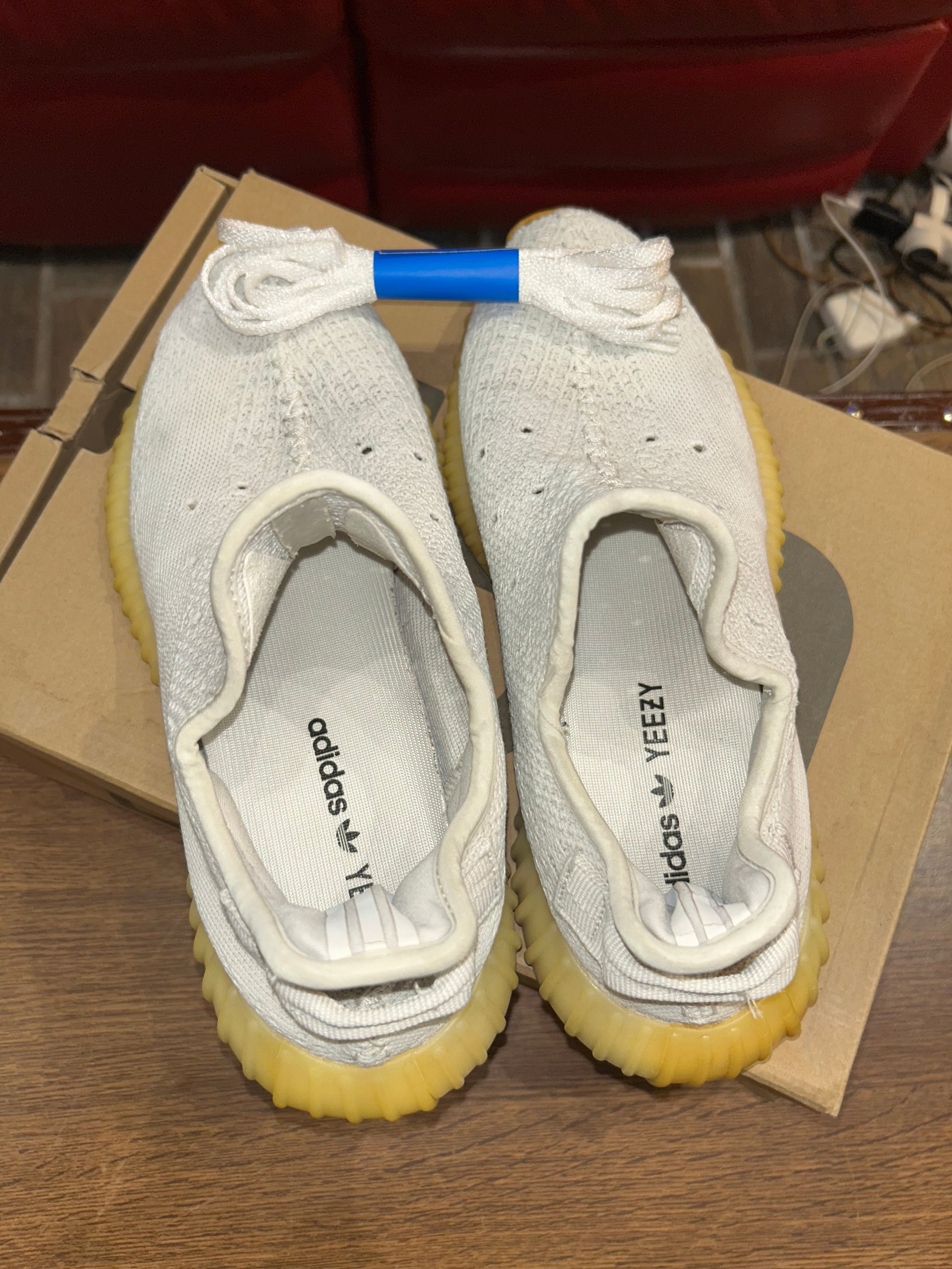 Yeezy Boost 350 v2 Cwhite