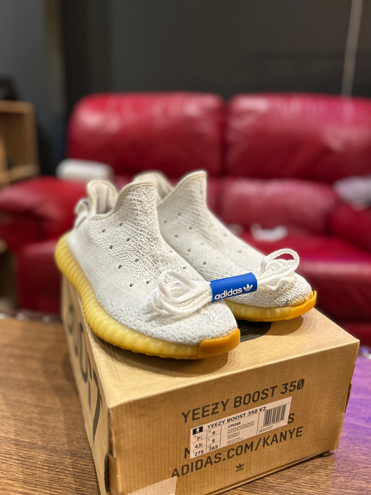 Yeezy Boost 350 v2 Cwhite