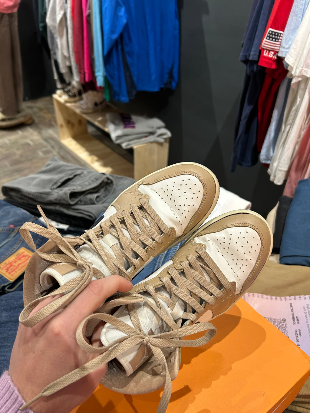 J1 size EUR39